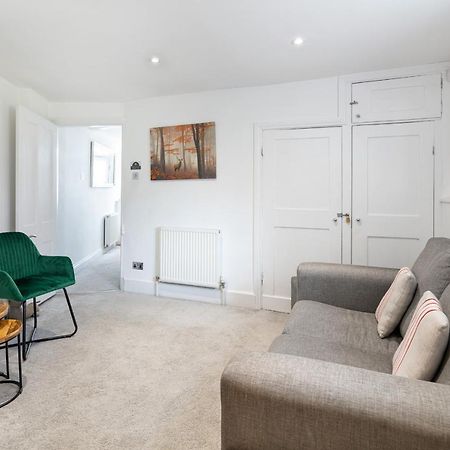 Castle Properties: The Duchess, 3 Bed Family Cottage 温莎 外观 照片