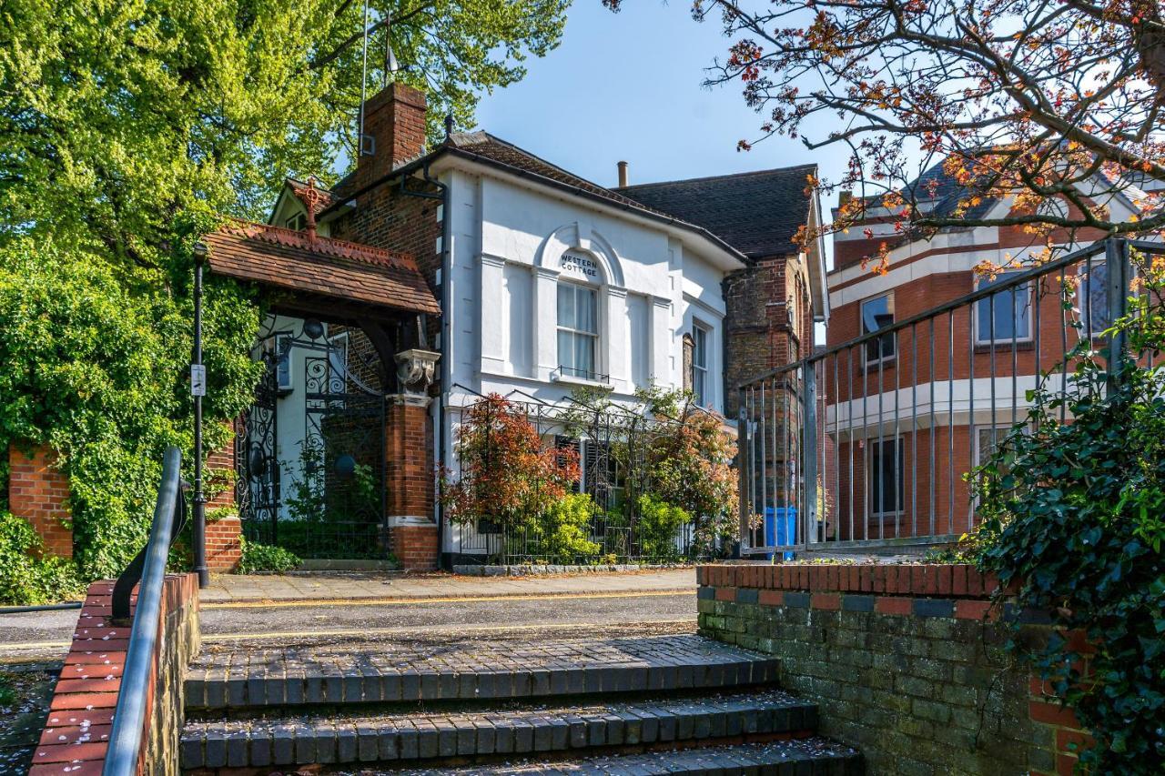 Castle Properties: The Duchess, 3 Bed Family Cottage 温莎 外观 照片