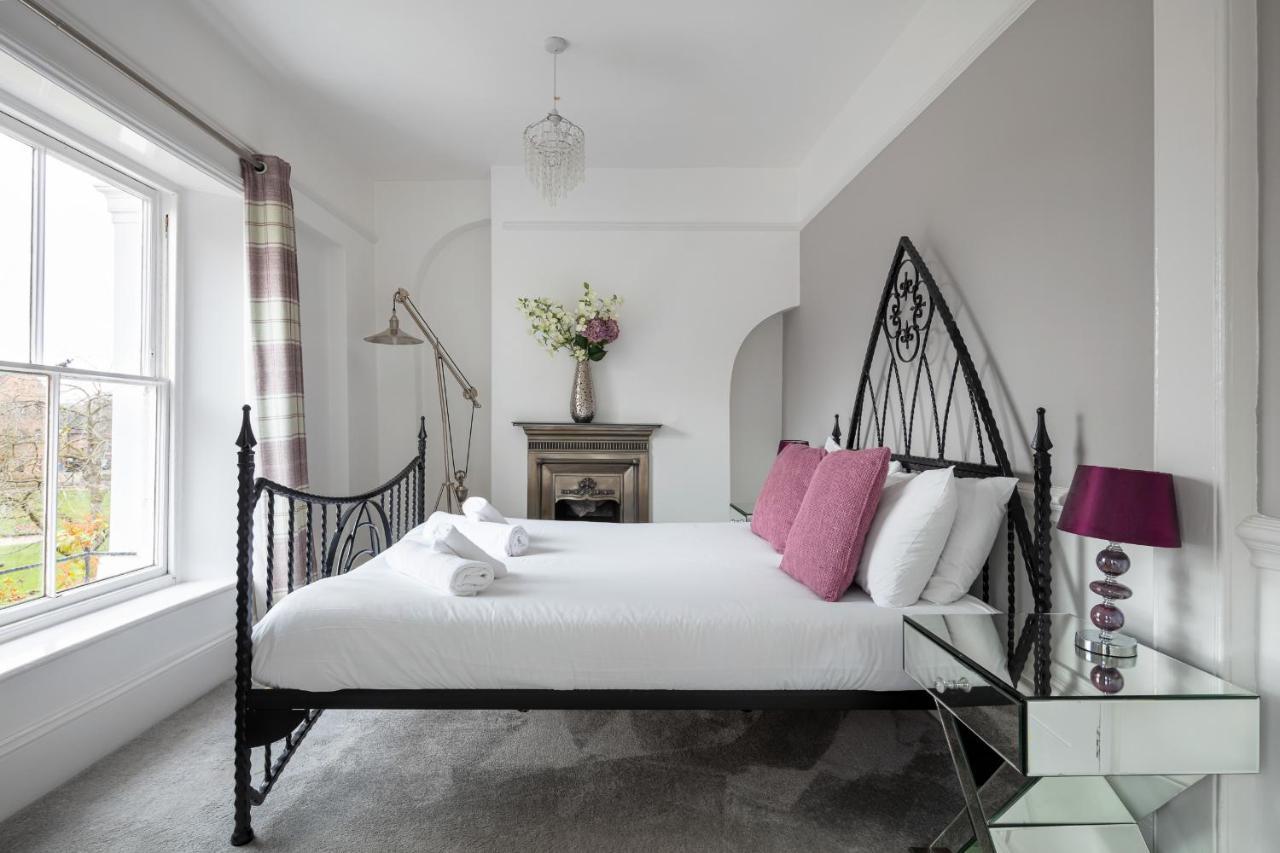 Castle Properties: The Duchess, 3 Bed Family Cottage 温莎 外观 照片