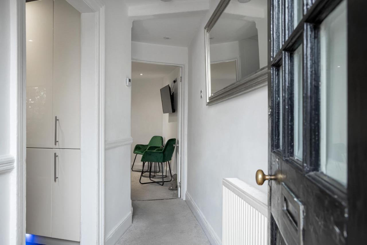 Castle Properties: The Duchess, 3 Bed Family Cottage 温莎 外观 照片