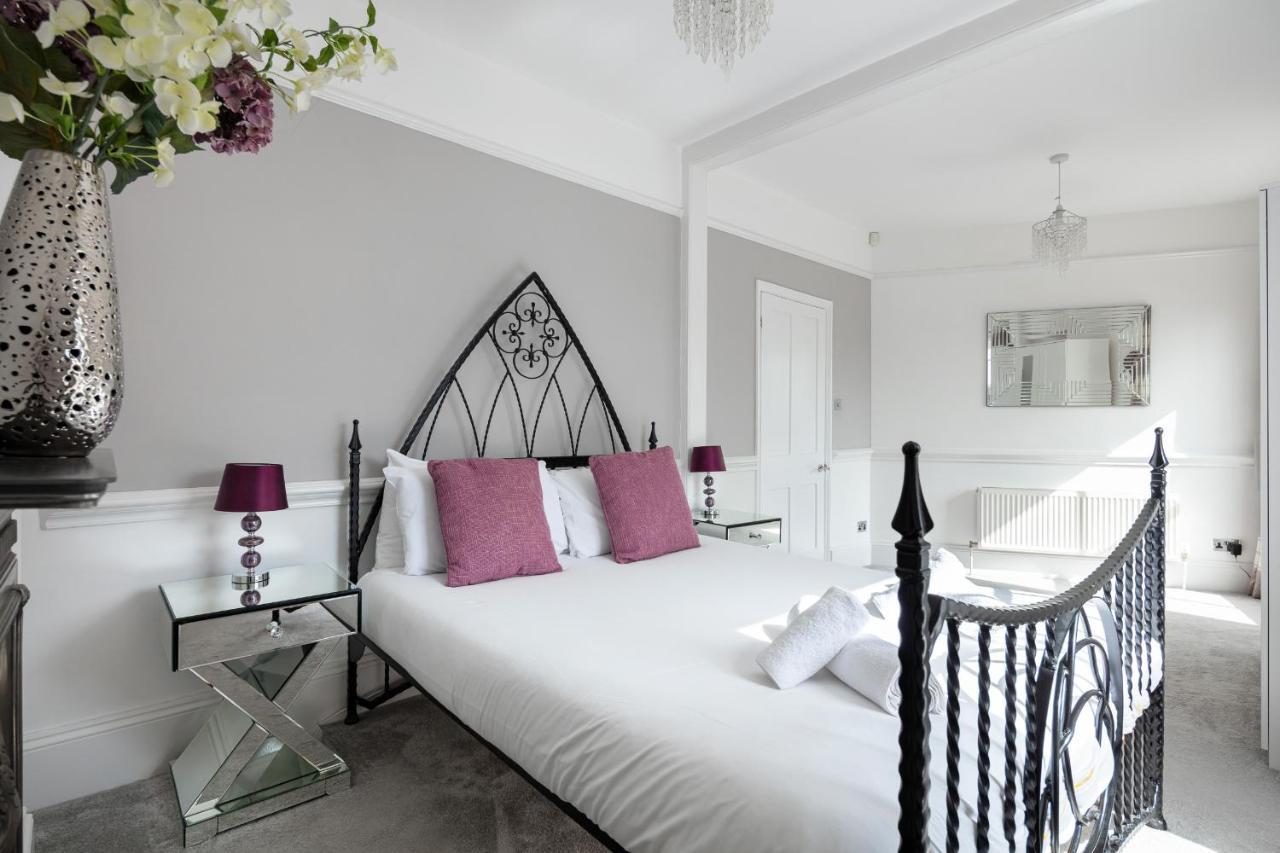 Castle Properties: The Duchess, 3 Bed Family Cottage 温莎 外观 照片